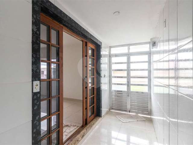 Casa com 3 quartos para alugar na Rua Alcatifa, 2, Jardim Brasília (Zona Leste), São Paulo, 250 m2 por R$ 4.200