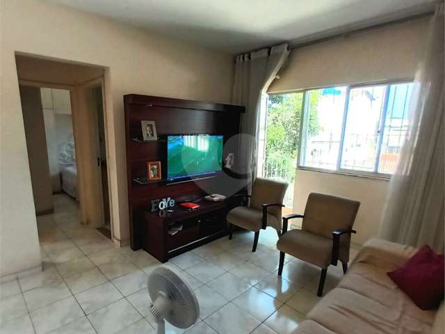 Apartamento com 2 quartos à venda na Rua Samin, 453, Irajá, Rio de Janeiro, 45 m2 por R$ 195.000