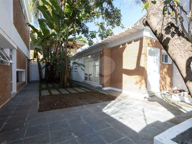 Casa com 6 quartos para alugar na Rua Japiaçóia, 423, Vila Ida, São Paulo, 434 m2 por R$ 25.000