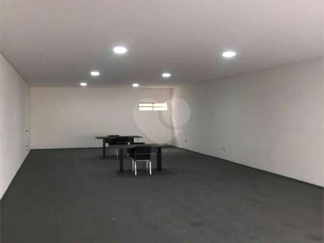 Barracão / Galpão / Depósito para alugar na Viela Um, 1430, Jardim Peri, São Paulo, 200 m2 por R$ 4.000