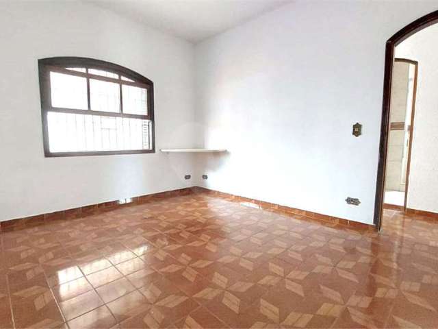 Casa com 3 quartos à venda na Rua Tupã, 160, Jardim Vila Formosa, São Paulo, 190 m2 por R$ 570.000
