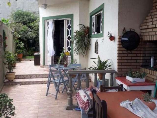 Casa para Venda em Poá, Vila Áurea, 3 dormitórios, 2 suítes, 2 banheiros, 1 vaga