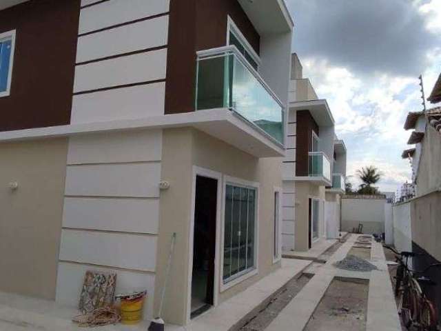 Casa com 2 dormitórios à venda, 70 m² por R$ 315.000,00 - Jardim Mariléa - Rio das Ostras/RJ