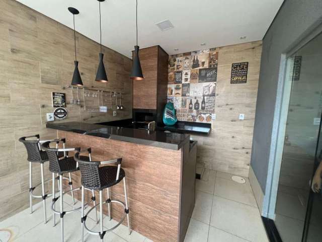 Casa em condomínio fechado com 2 quartos à venda no Jardim Inconfidência, Uberlândia  por R$ 425.000