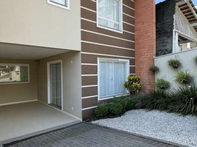 Casa com 3 quartos à venda na Rua Norma Hadlich, 680, Itoupava Central, Blumenau por R$ 730.000