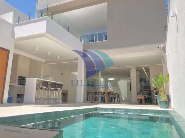 COD 1195 Venda- Casa Duplex com 4 quartos com Piscina - Portinho, Cabo Frio