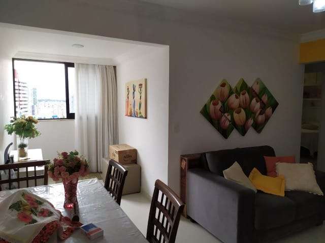 Apartamento para venda tem 86 metros quadrados com 3 quartos em Imbuí - Salvador - BA