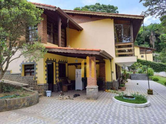 Chácara com 3 dormitórios à venda, 2000 m² por R$ 920.000,00 - Pirucaia - Mairiporã/SP