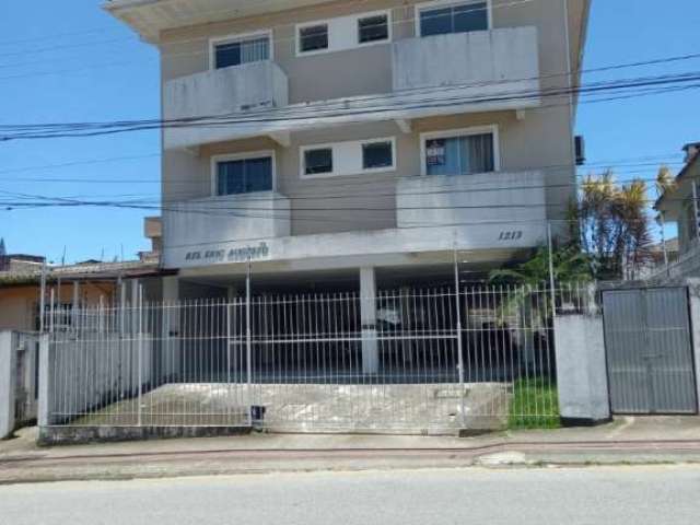 Apartamento com 2 quartos à venda na Serraria, São José  por R$ 250.000