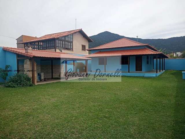 Casa para Venda em Saquarema, Jaconé, 2 dormitórios, 1 suíte, 1 banheiro, 1 vaga