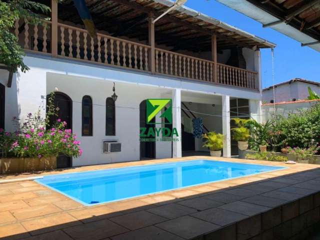 Casa á venda em Barra de São João - RJ