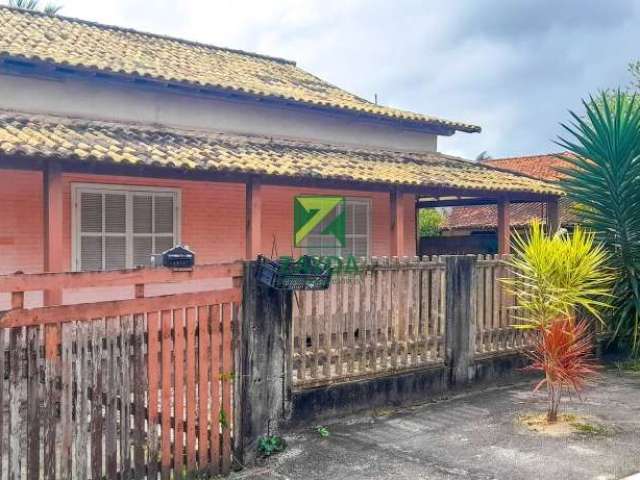Casa linear com 02 quartos e quintal, no bairro Peixe Dourado II, em Barra de São João.