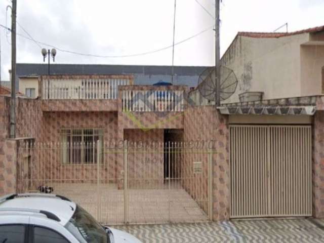 Casa com 2 dormitórios à venda, 228 m² por R$ 670.000,00 - Vila Figueira - Suzano/SP