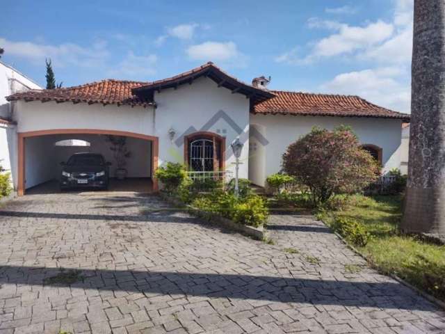 Casa com 5 dormitórios à venda, 400 m² por R$ 2.500.000,00 - Vila Oliveira - Mogi das Cruzes/SP