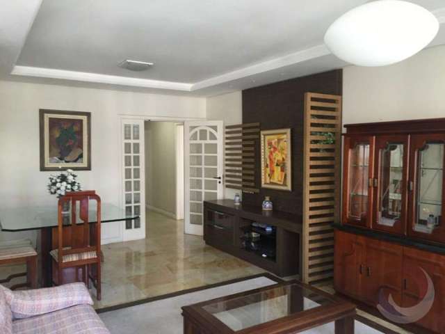 Apartamento para Venda em Florianópolis, Centro, 3 dormitórios, 1 suíte, 4 banheiros, 4 vagas
