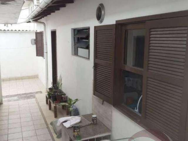 Casa para Venda em Florianópolis, Capoeiras, 4 dormitórios, 2 suítes, 4 banheiros, 3 vagas