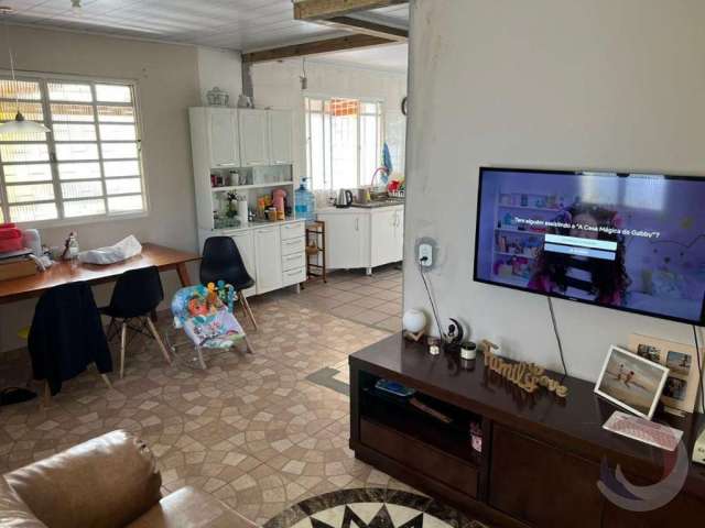 Casa para Venda em Florianópolis, Coqueiros, 3 dormitórios, 2 banheiros, 4 vagas