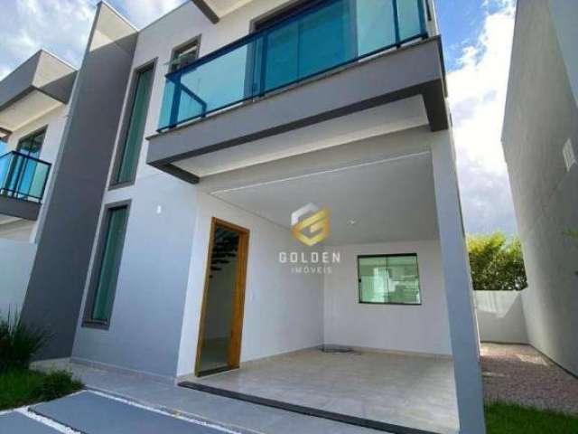 Sobrado com 3 dormitórios à venda, 115 m² por R$ 580.000,00 - Universitário - Tijucas/SC