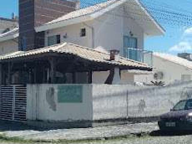 Casa com 2 dormitórios à venda, 84 m² por R$ 750.000,00 - Mata Atlântica - Tijucas/SC