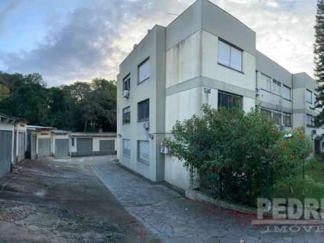 Apartamento com 2 quartos para alugar no Protásio Alves, Porto Alegre  por R$ 1.300