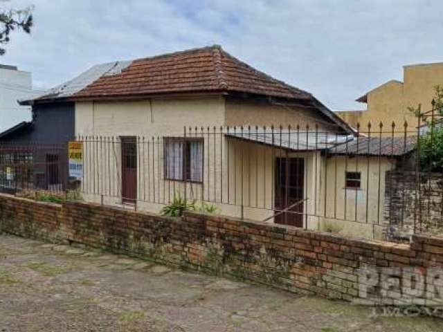 Casa comercial com 2 salas à venda no Tristeza, Porto Alegre  por R$ 750.000