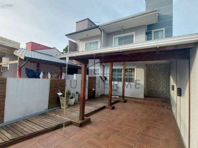 Casa com 2 quartos à venda na Rua Dorvalina Rodrigues da Silva, 123, Forquilhas, São José por R$ 350.000