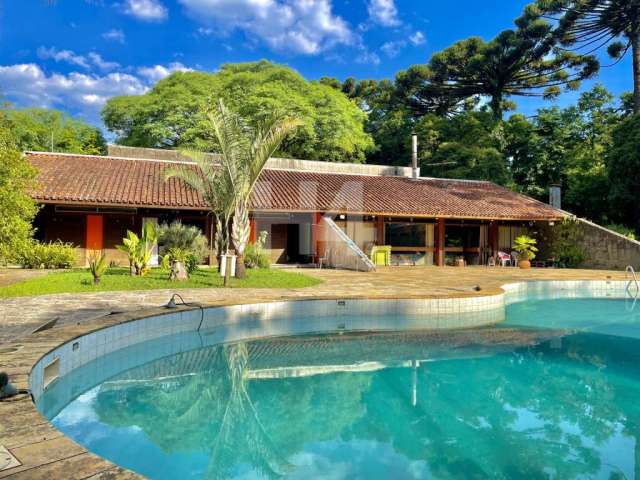 Casa com 5 quartos à venda na Travessa Lago Santo Antônio, Parque dos Lagos, Colombo, 545 m2 por R$ 3.600.000