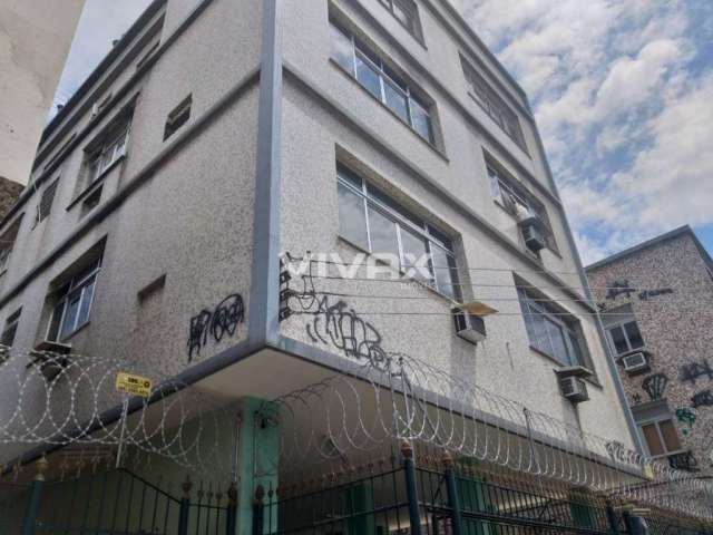 Cobertura com 5 quartos à venda na Rua Adriano, Todos os Santos, Rio de Janeiro, 200 m2 por R$ 660.000