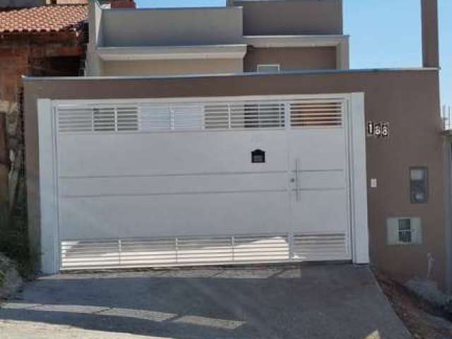 Casa com 3 Dormitórios sendo 1 suite -  Larajeiras / Caieiras