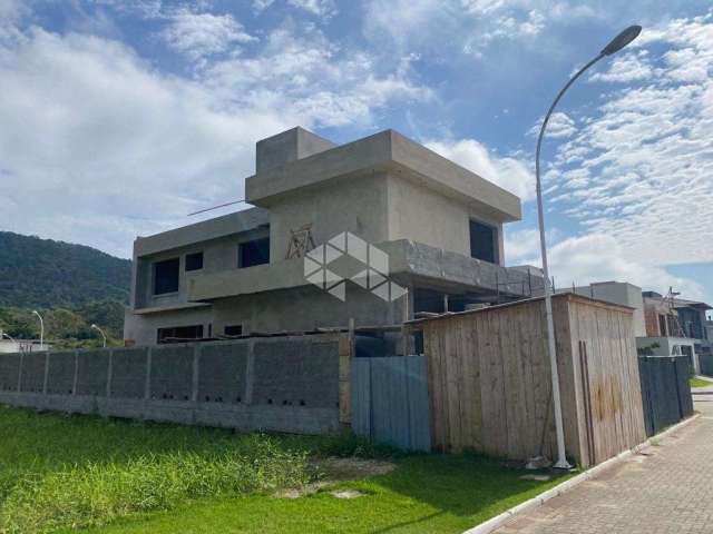 Casa com 4 dormitórios e sendo 3 suítes A Venda - Ratones, Florianópolis SC
