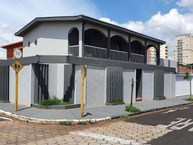 Casa com 3 quartos para alugar na Rua Gonçalves Dias, 2279, Jardim Primavera, Araraquara, 267 m2 por R$ 4.500