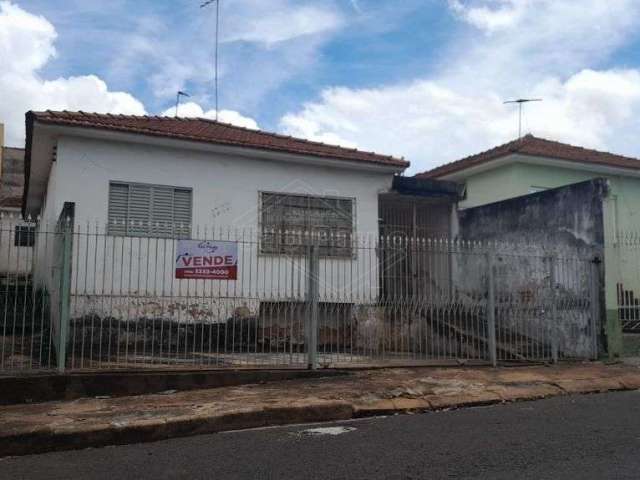 Casa com 3 quartos à venda na Avenida Sebastião Lacerda Corrêa, 1212, Centro, Araraquara, 165 m2 por R$ 296.000