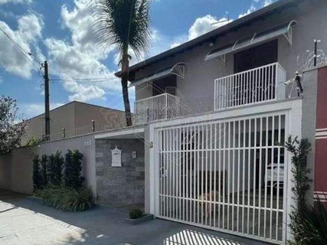 Casa com 2 quartos à venda na Avenida Benito Barbieri, 666, Vila Harmonia, Araraquara, 159 m2 por R$ 700.000