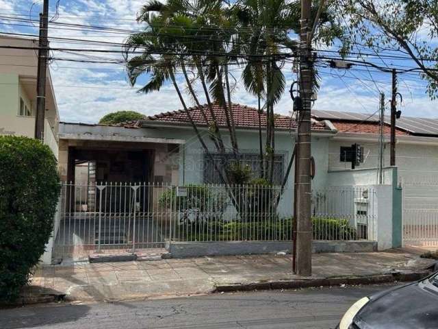 Casa com 3 quartos à venda na Rua Voluntários da Pátria, 2276, Centro, Araraquara, 133 m2 por R$ 425.000
