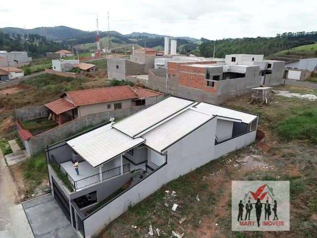 Casa à venda no bairro Centro - Bandeira do Sul/MG