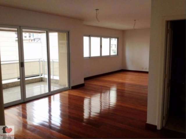 Apartamento locação Itaim Bibi - 360m², 4 Suítes, 3 vagas - R$ 19.000 Pacote.