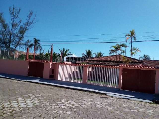 Casa com 3 dormitórios à venda, 130 m² por R$ 375.000,00 - Jardim Jamaica - Itanhaém/SP