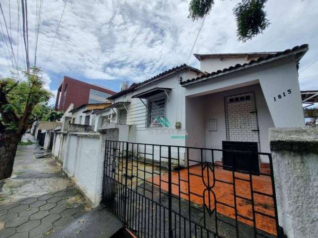 Casa com 3 dormitórios para alugar, 200 m² por R$ 1.970/mês - Fátima - Fortaleza/CE