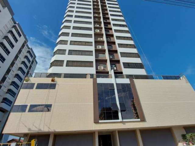 Apartamento 4 Dormitórios à venda no Bairro Centro com 170 m² de área privativa - 2 vagas de garagem