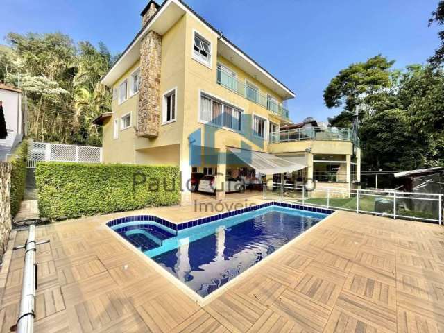 Casa maravilhosa c/ área gourmet, piscina, natureza - Cond Vila Verde!