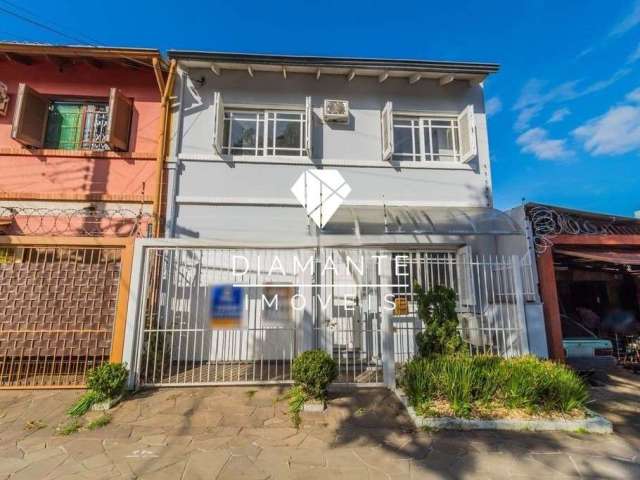Casa com 3 quartos à venda na Rua Santa Flora, --, Nonoai, Porto Alegre por R$ 379.000