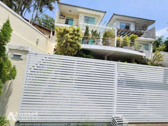 Asset Imóveis vende casa duplex com varanda e 3 quartos (1suíte), 160 m² por R$ 770.000 - Vila Progresso - Niterói/RJ