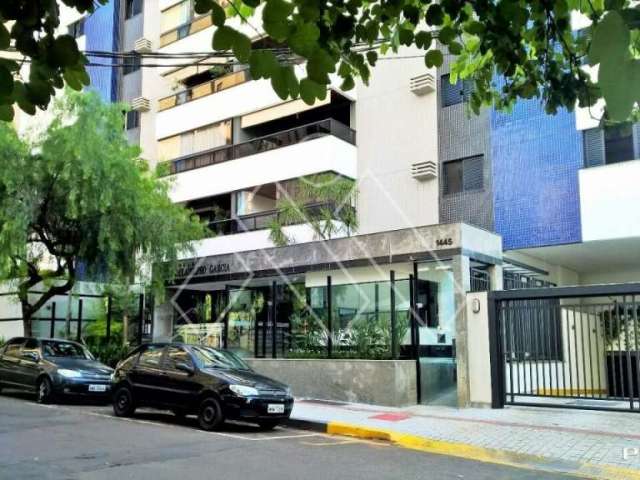 Venda de apartamento no quadrilátero central de Londrina, com 5 quartos (sendo 3 suítes) e 204m²