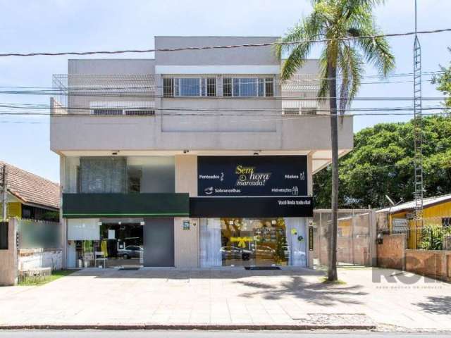 Apartamento excelente no Condomínio Portosul, localizado no bairro Tristeza em Porto Alegre. Com área privativa de 95.46 m², possui 2 Dormitórios,  2 banheiros sociais e 1 vaga de garagem e mais  vaga