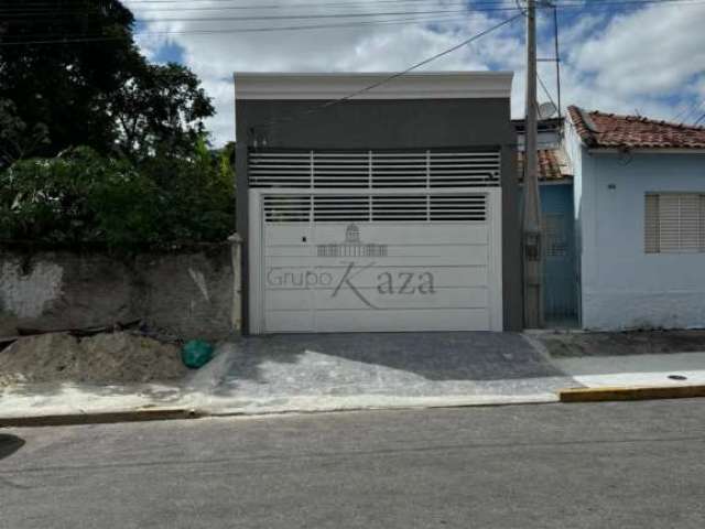 Linda Casa Construção nova  - 3 dormitórios 1 suítes - São João - Jacareí