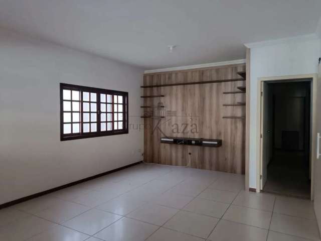 Casa em Condomínio - Urbanova - Condomínio Eldorado - 3 Dormitórios - 156m².
