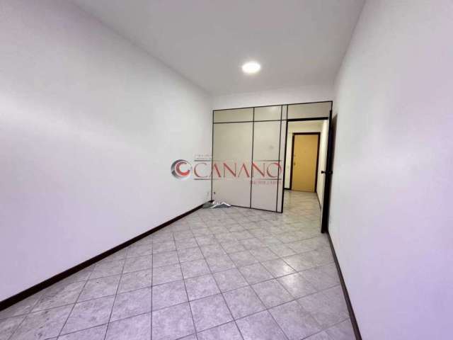 Sala comercial com 1 sala à venda na Rua Manuela Barbosa, Méier, Rio de Janeiro, 25 m2 por R$ 125.000