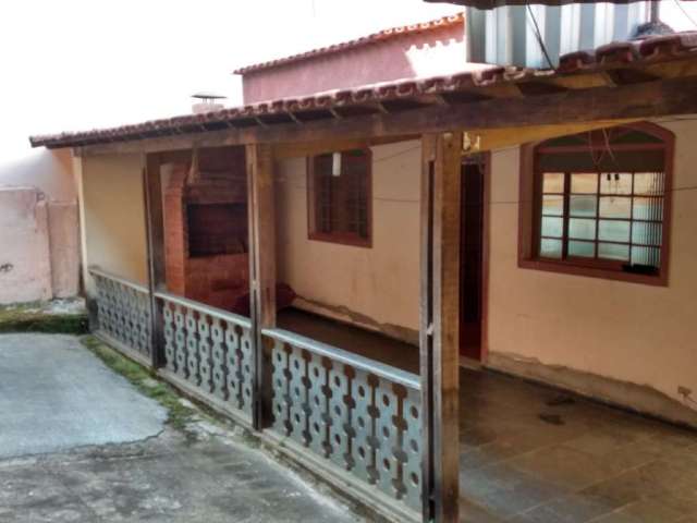 Casa com 3 quartos à venda na Rua Dom Bosco, Industrial, Contagem por R$ 650.000