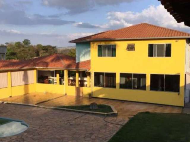 Casa em condomínio fechado com 4 quartos à venda na do Coqueiro, Quintas da Lagoa, Sarzedo por R$ 1.600.000