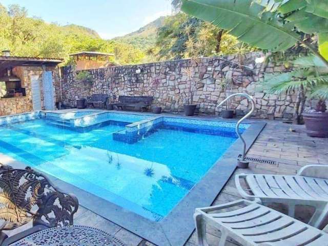 Casa com 5 quartos à venda no Fradinhos, Vitória  por R$ 3.000.000